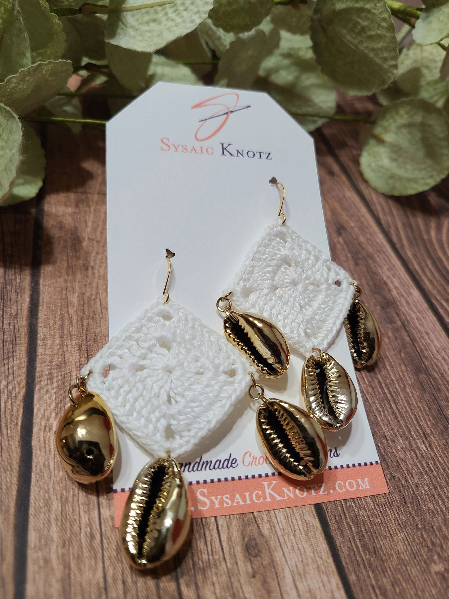 Statement Golden Cowrie Shell-2